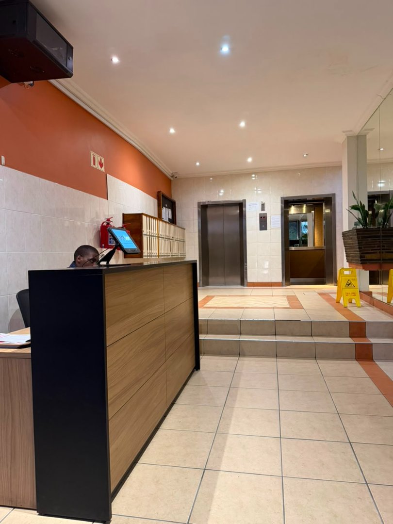1 Bedroom Property for Sale in Cape Town City Centre Western Cape